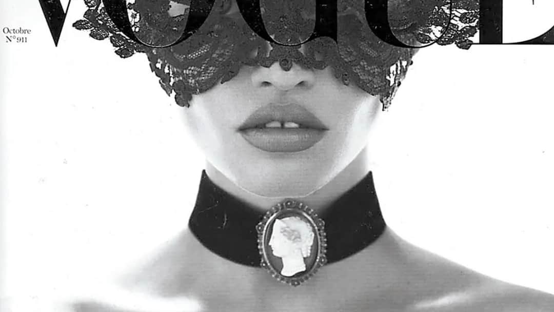 Sekrety świata mody: Co kryje się poza blaskiem wybiegów| tajemnice mody